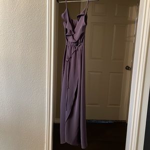 Very flattering dress!